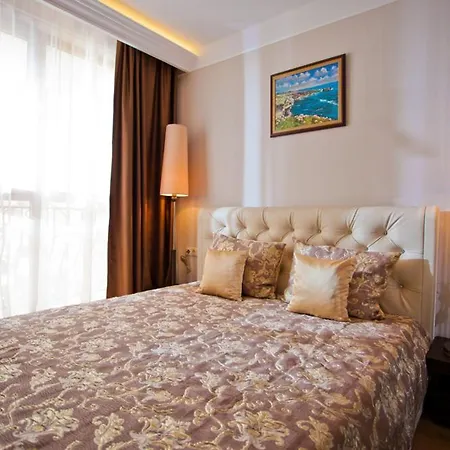 Aparthotel Harmony Palace 3*