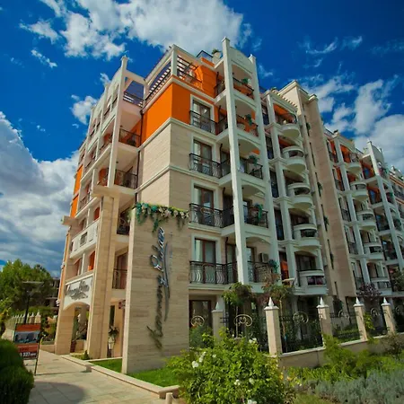 Harmony Palace מלון דירות