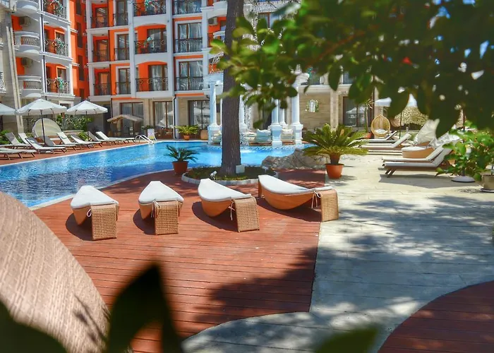 Harmony Palace Apartmanhotel Napospart