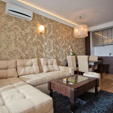 Harmony Palace Lägenhetshotell Slăntjev Brjag